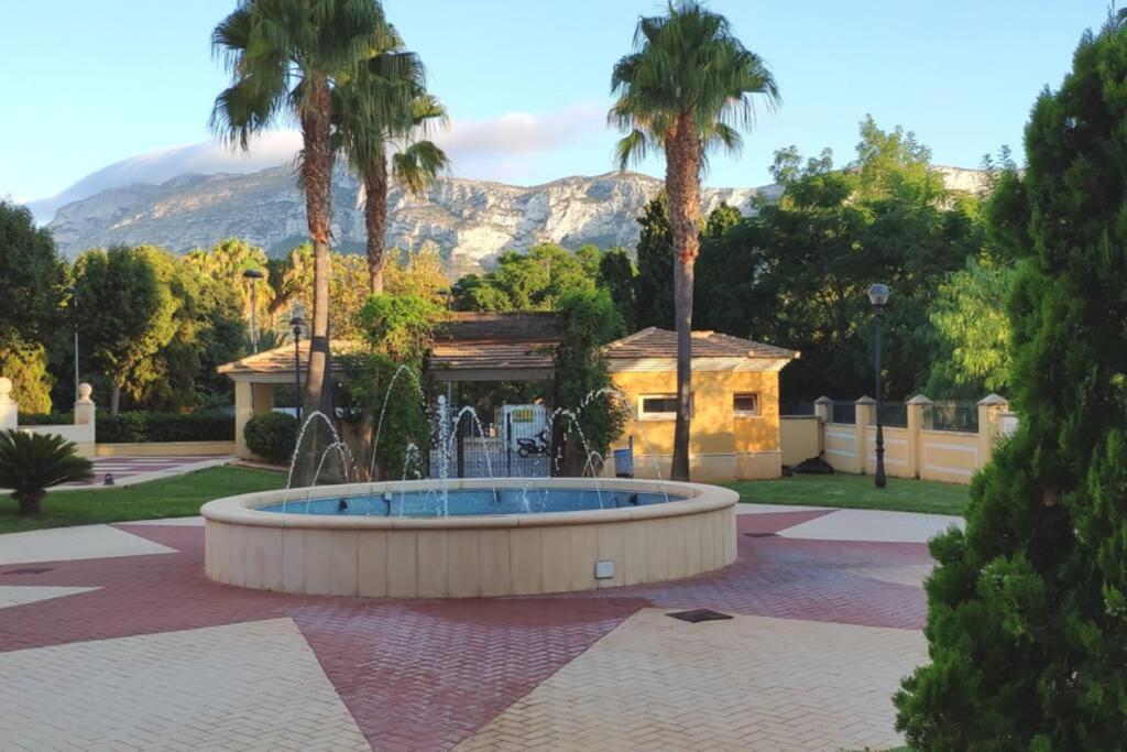 Lovely Apartment Denia, Piscina, Jacuzzi, Padel, Parking Exterior foto